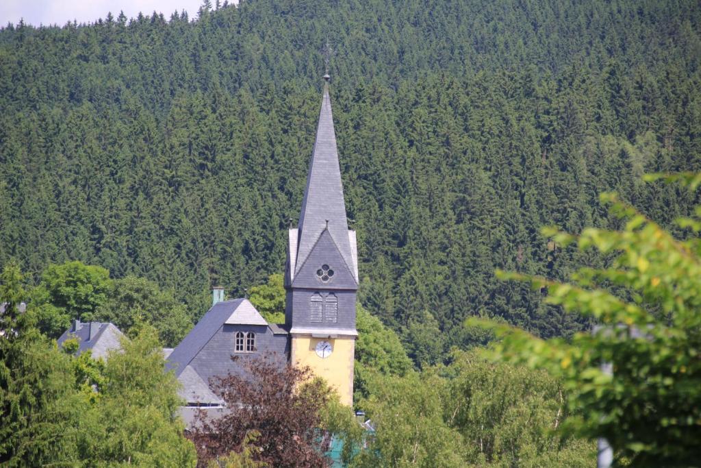 Gasthof 'Zum Reifberg' Ilmenau Exterior photo